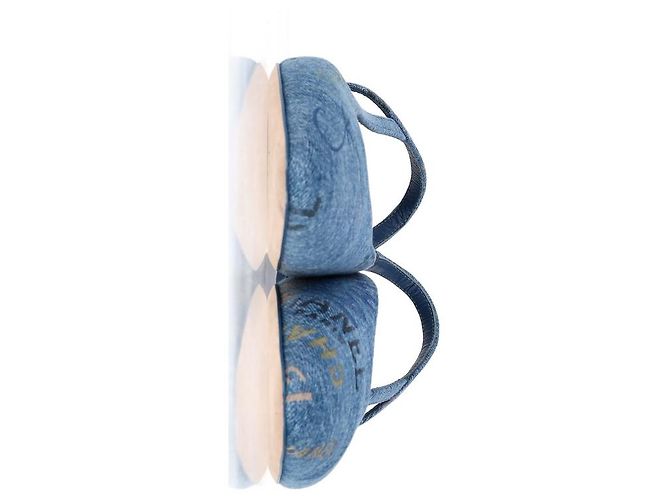 Timeless Chanel Slingback Cap Toe Flats in denim blu - vista 8