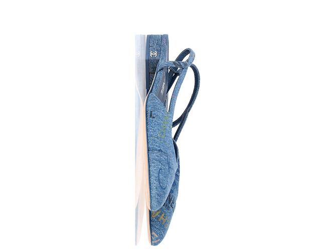 Timeless Chanel Slingback Cap Toe Flats in denim blu - vista 9