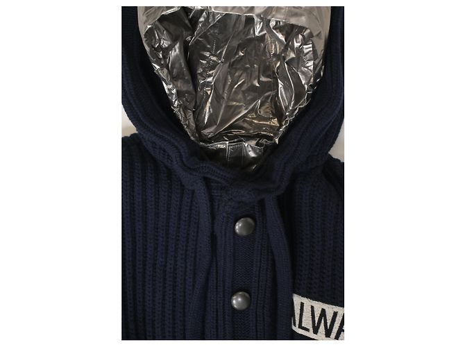 Valentino Garavani All Ways Strickjacke mit Metallic-Kapuze aus blauer Wolle - Ansicht 9