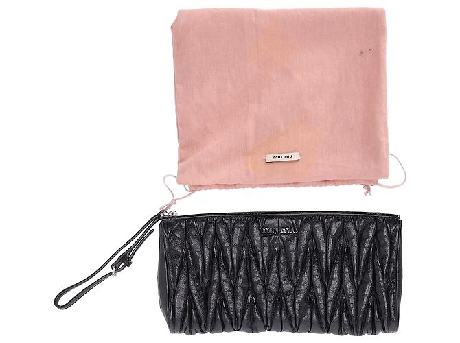 Pochette Miu Miu Matelasse in pelle Nera - vista 9