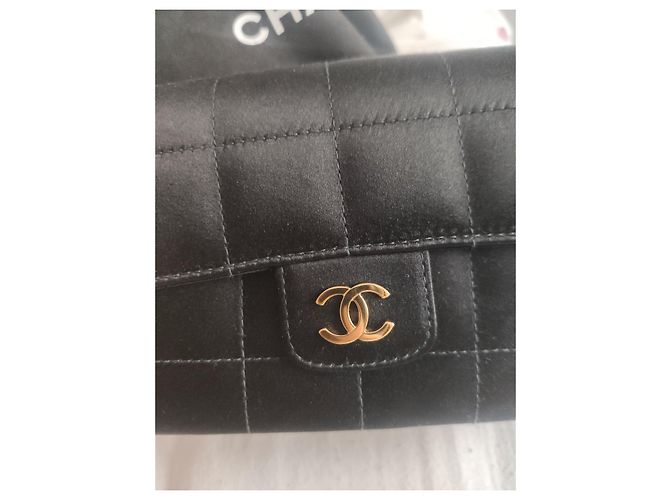 Timeless Chanel Bolsa de aba de cetim Camellia Chocolate Bar Preto - vista 9