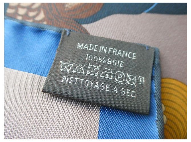 sciarpa Hermès nuova "Hermès story" con scatola Grigio - vista 5