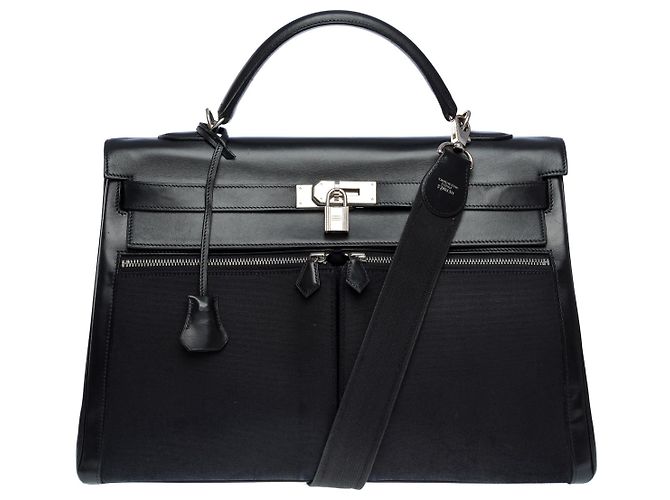 Hermès HERMES Kelly 40 Bag in Black Canvas - 101927 - view 3