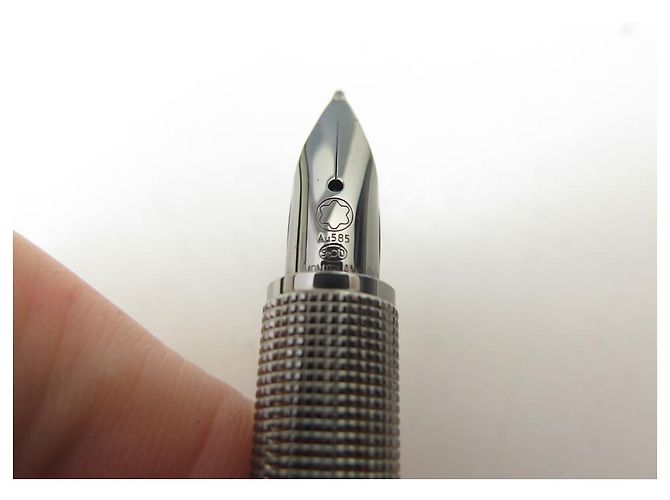 MONTBLANC STARWALKER FÜLLFEDERHALTER MIT SCHWARZEM HARZPATRONE FÜLLSTIFT - Ansicht 14
