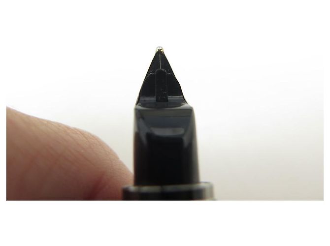 MONTBLANC STARWALKER FÜLLFEDERHALTER MIT SCHWARZEM HARZPATRONE FÜLLSTIFT - Ansicht 16