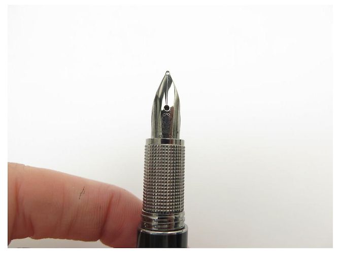 MONTBLANC STARWALKER FÜLLFEDERHALTER MIT SCHWARZEM HARZPATRONE FÜLLSTIFT - Ansicht 2