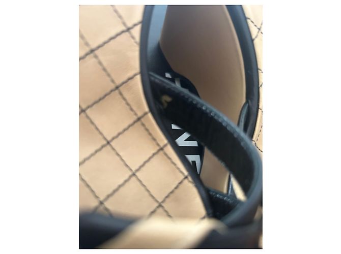 Sandali con zeppa Chanel in pelle nero e beige - vista 8