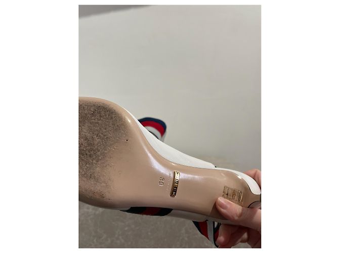 Zapatos de tacón GUCCI T.EU 39 Cuero Blanco - vista 5