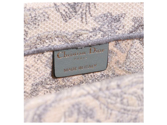 DIOR - Dior Book Tote Medium Tasche aus grauem Toile de Jouy - Ansicht 9