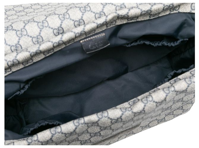 Borsa per pannolini Gucci GG Supreme grigio e blu navy - vista 5