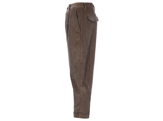 Calça Ami Carrot em veludo cotelê de algodão marrom - vista 2