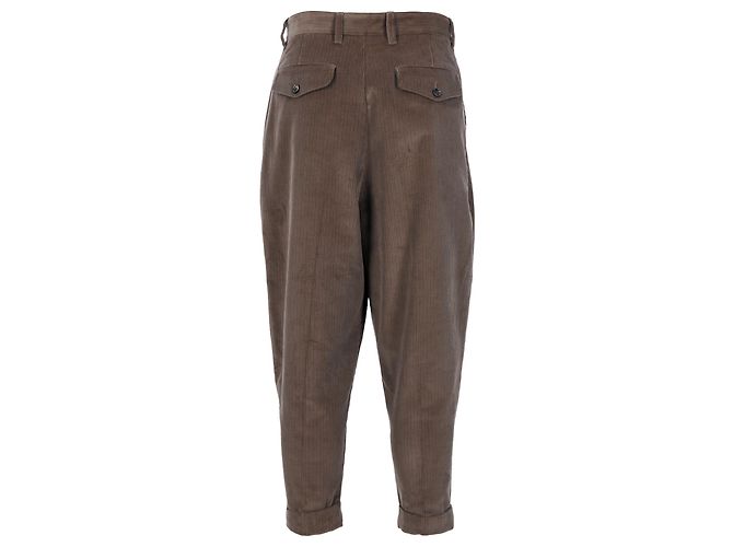 Calça Ami Carrot em veludo cotelê de algodão marrom - vista 3