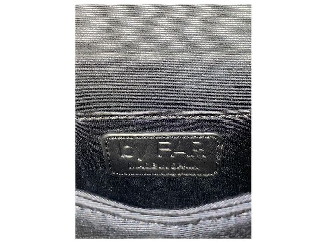 Bolsa de gorgorão By Far Frida em viscose preta - vista 5