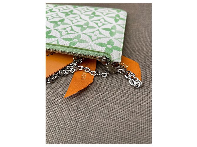 Louis Vuitton Neverfull am Pool Weiß Grün - Ansicht 11