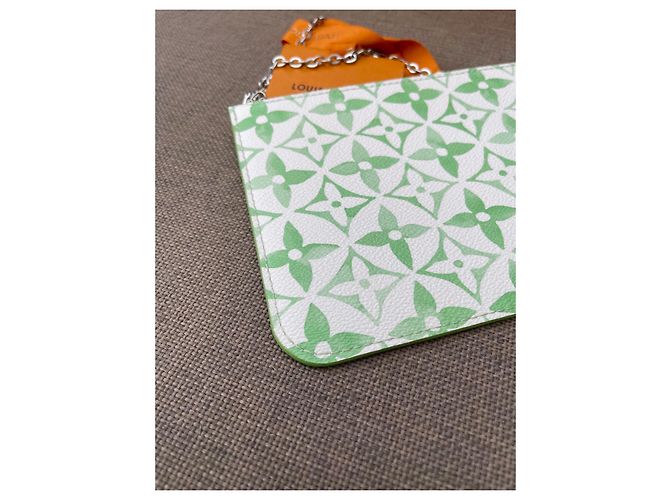 Louis Vuitton Neverfull am Pool Weiß Grün - Ansicht 15