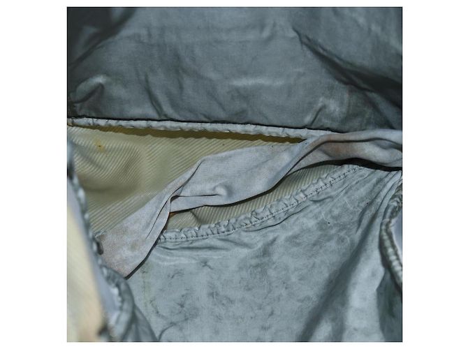 Borsa a tracolla LOUIS VUITTON LV Cup verde LV Auth ti1726 - vista 10