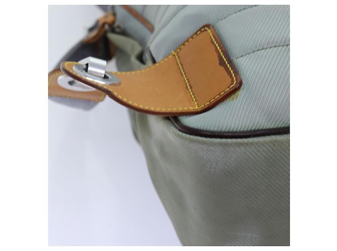 Borsa a tracolla LOUIS VUITTON LV Cup verde LV Auth ti1726 - vista 9