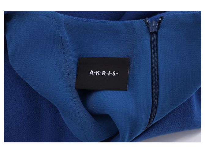 Akris Etuikleid mit V-Ausschnitt aus blauer Wolle Hellblau - Ansicht 6