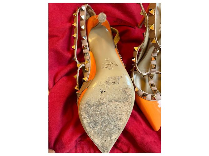 Sandali Valentino in vernice arancione - vista 6
