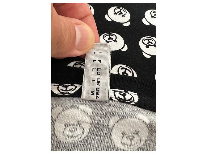 T-shirt nera Moschino da uomo con orso e logo all over Nero Bianco - vista 4