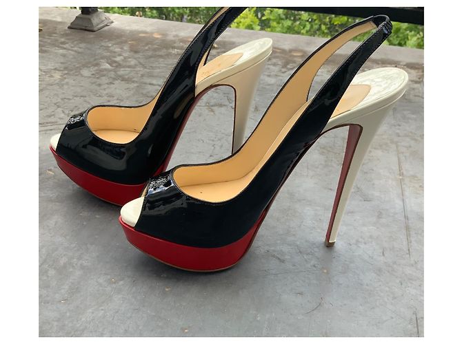 Sandali Christian Louboutin in vernice nera Nero - vista 3