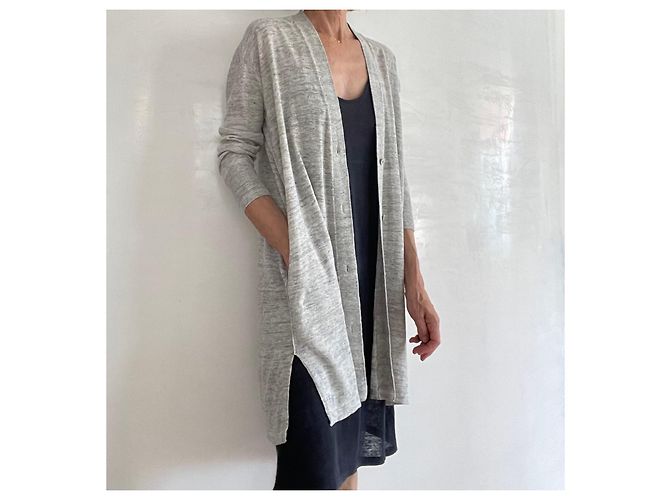 Autre Marque Langer Mantel oder Strickjacke aus grauem Leinen für den Strand in Größe 38-40. - Ansicht 8