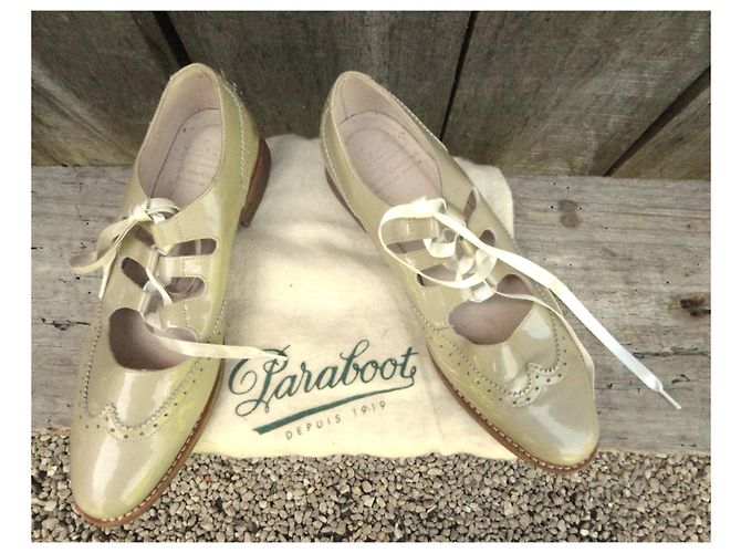 Scarpe stringate Paraboot Beige Pelle verniciata - vista 2
