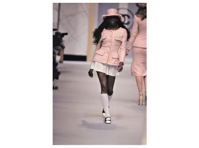 Cambon Chanel Chaqueta rosa de pasarela de 1993 - vista 8