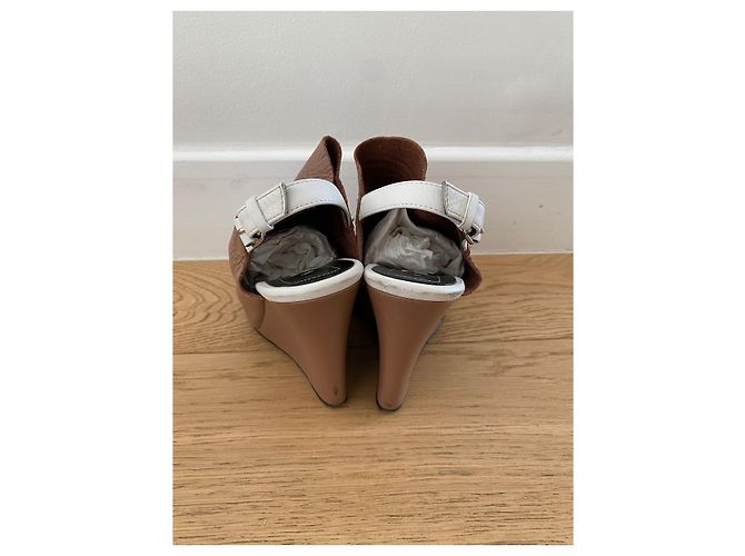 Sandali BALENCIAGA T.EU 35 Pelle Cammello - vista 3