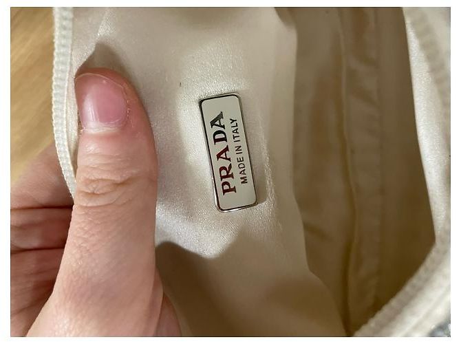 Re-Edition Riedizione Prada impreziosita da cristalli 2000 Borsa in Raso Crema Argento Metallico - vista 19
