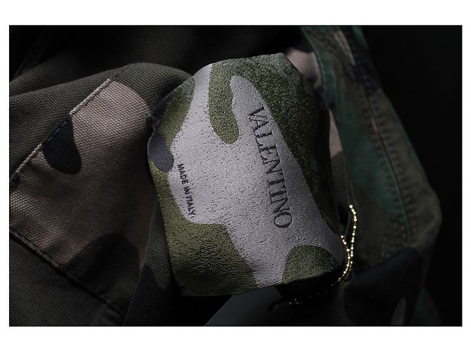 Autre Marque Chaqueta de camuflaje Valentino en algodón verde oliva - vista 9
