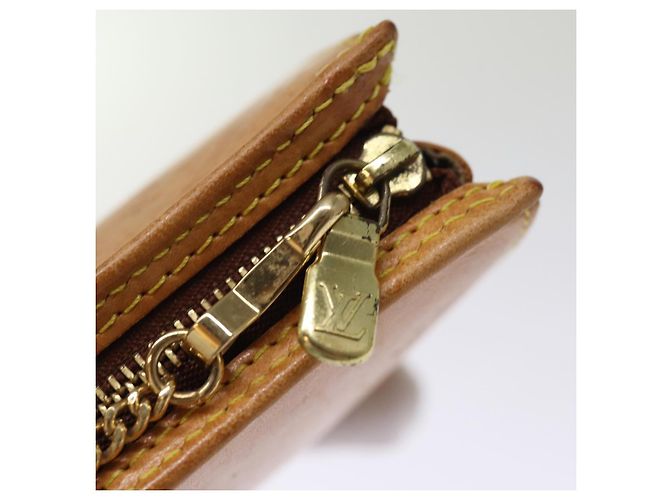 Bucket LOUIS VUITTON Secchiello in pelle Nomad PM Pouch Beige LV Auth 74291 - vista 10