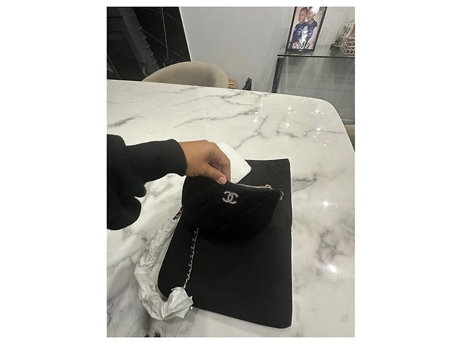 Trendy CC Chanel VIP Gift Borsa a Spalla Piccola in Velluto Nero - vista 14