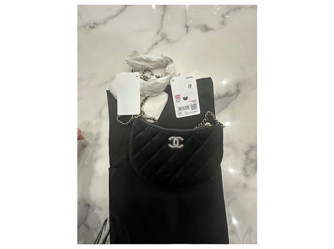 Trendy CC Chanel VIP Gift Borsa a Spalla Piccola in Velluto Nero - vista 19