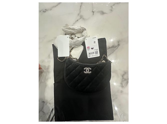 Trendy CC Chanel VIP Gift Borsa a Spalla Piccola in Velluto Nero - vista 20