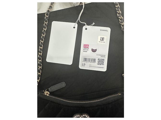 Trendy CC Chanel VIP Gift Borsa a Spalla Piccola in Velluto Nero - vista 4