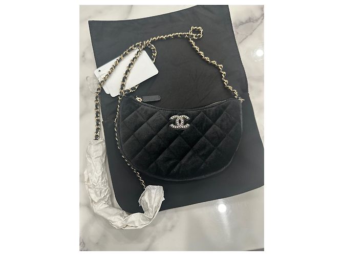 Trendy CC Chanel VIP Gift Borsa a Spalla Piccola in Velluto Nero - vista 5
