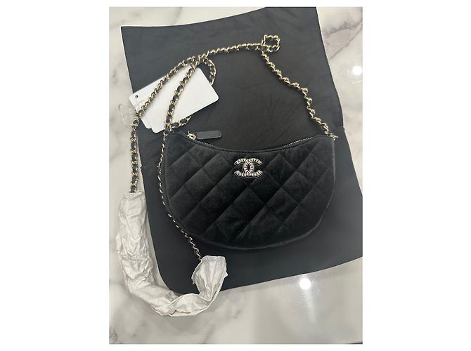 Trendy CC Chanel VIP Gift Borsa a Spalla Piccola in Velluto Nero - vista 6