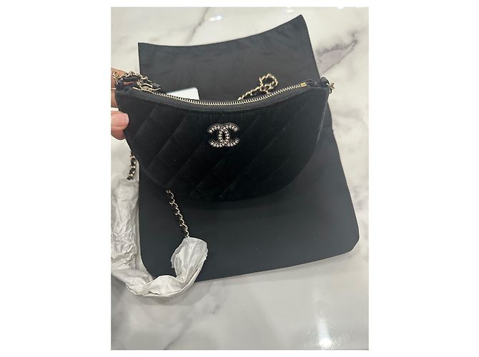 Trendy CC Chanel VIP Gift Borsa a Spalla Piccola in Velluto Nero - vista 7