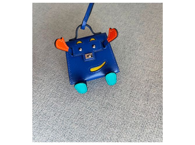 Charm Hermès Kelly Doll Blu Elettrico Pelle - vista 2