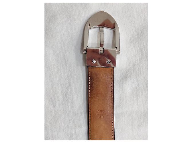 Louis Vuitton Gürtel aus schwarzem Epi-Leder mit abnehmbarer Tasche - Ansicht 10
