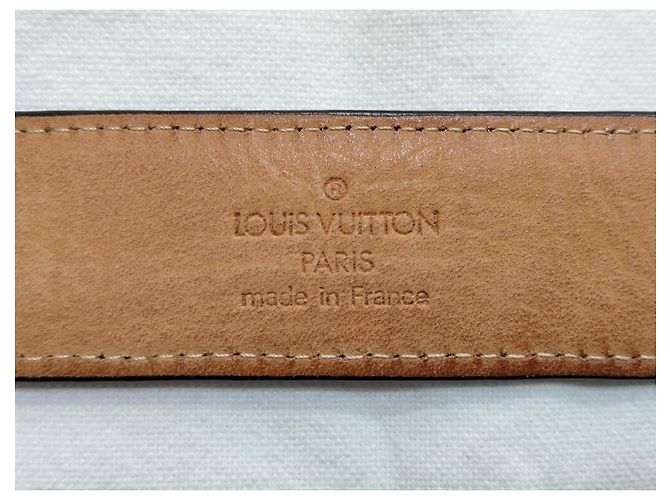 Louis Vuitton Gürtel aus schwarzem Epi-Leder mit abnehmbarer Tasche - Ansicht 5