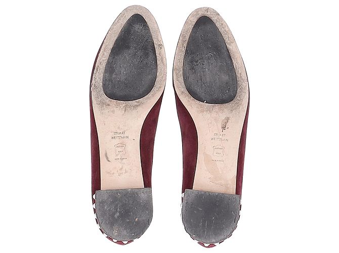 Stuart Weitzman Pear-Embellished Flats aus rotem Wildleder - Ansicht 6