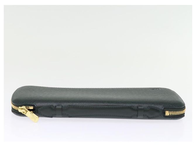 LOUIS VUITTON Taiga Organizer Atholl Custodia da viaggio Epicea M30654 LV Auth th4904 - vista 4