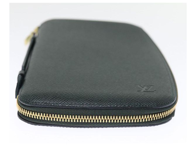 LOUIS VUITTON Taiga Organizer Atholl Custodia da viaggio Epicea M30654 LV Auth th4904 - vista 6