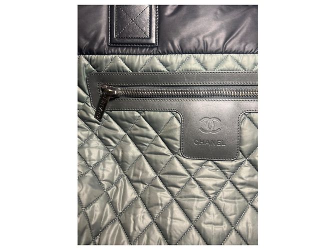 Autre Marque Chanel Cocoon Handtasche Grau Polyester - Ansicht 8