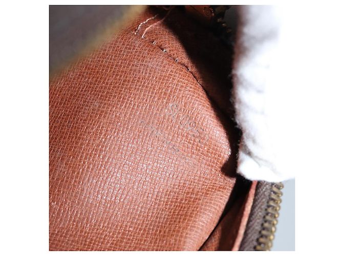 Borsa a tracolla Danubio con monogramma LOUIS VUITTON M45266 LV Auth th4914 - vista 12