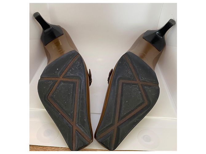 Gucci Leder Pumps Hellbraun - Ansicht 3