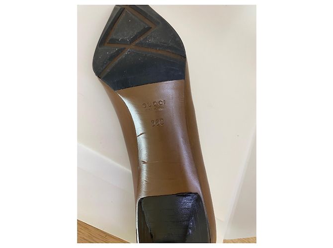 Gucci Leder Pumps Hellbraun - Ansicht 4