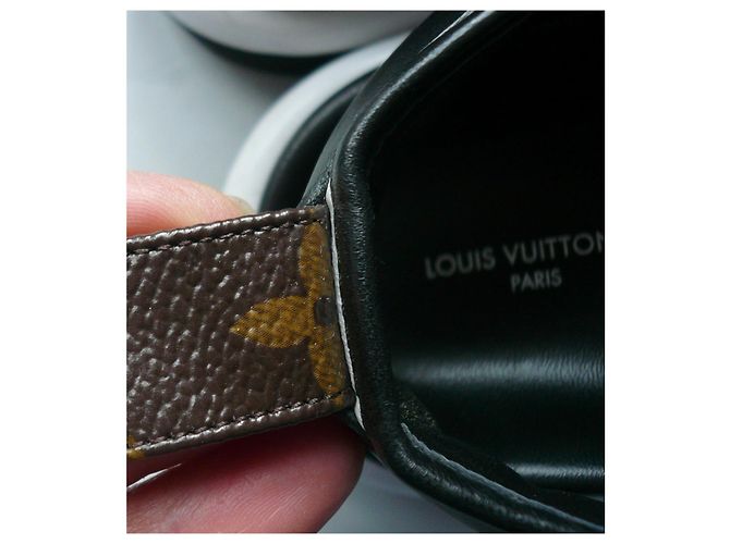 Sandalo confortevole Louis Vuitton Pool Pillow esaurito 39 Blu - vista 7